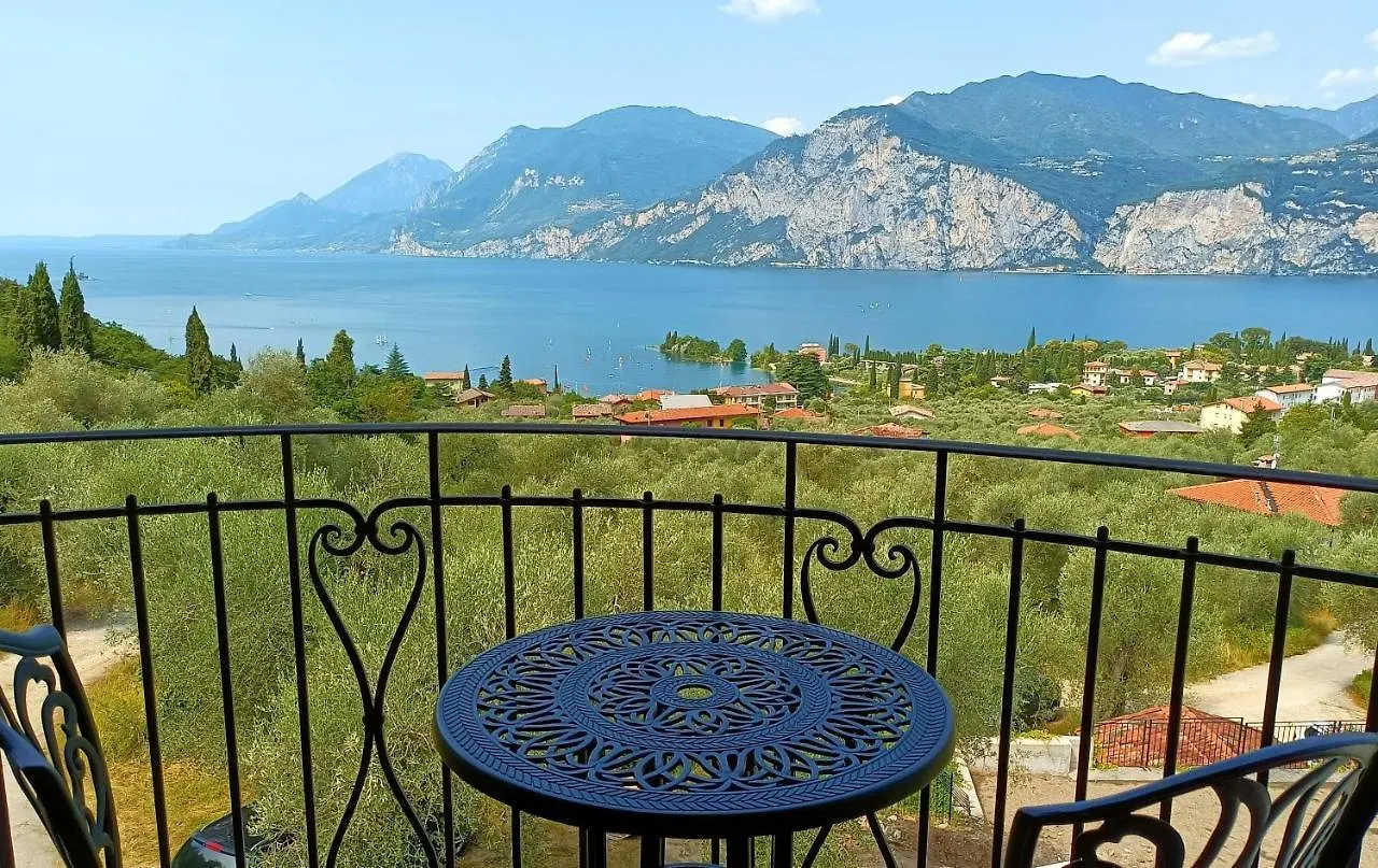 Domus Incantus Malcesine Apartment