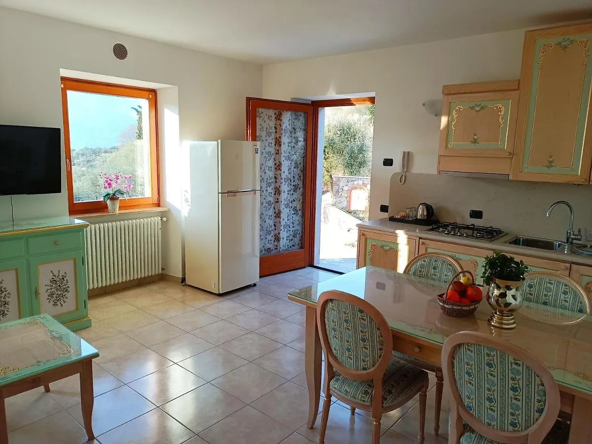 Apartment Domus Incantus Malcesine Italy