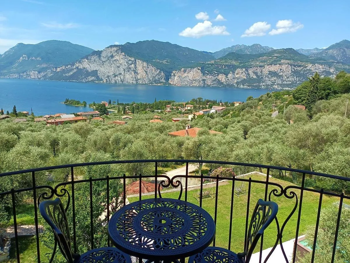 Apartment Domus Incantus Malcesine Italy
